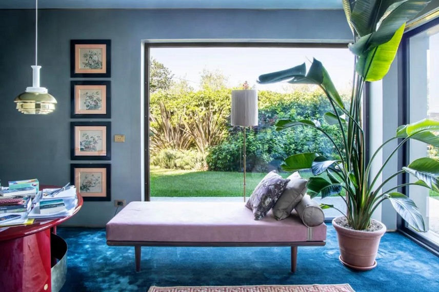 东西碰撞 东西碰撞